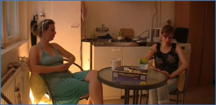 Lady Joice Erstes Mal P3: Heiße Action mit Lady Amy und Lady Atropa aus Deutschland.