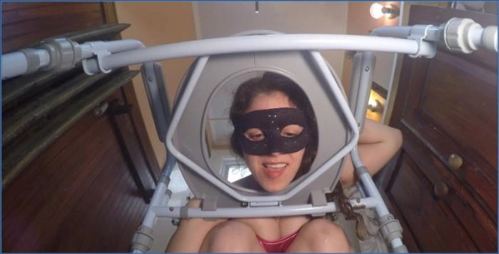 "Blonde Goddess in Intense Pissing and Smearing Action - No Escape Little Toilet FullHD 1080p"