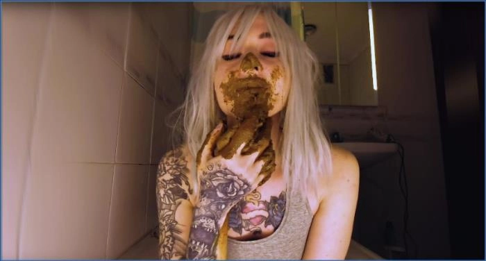 Erlebe die ultimative Perversion: Vintage Mistress in einem abgedrehten, extremen Scat-Paarspiel in FullHD! – ScatVip poster