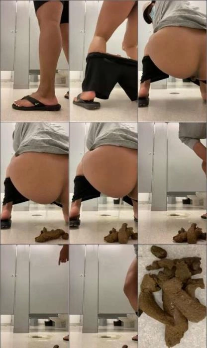 Public Shit: BrownSensation8 in Hot Action - Download or Stream Now – ScatVip poster