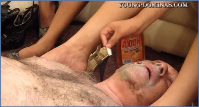 Young-Dominas empujando al viejo esclavo al límite Parte 1 HD 720p