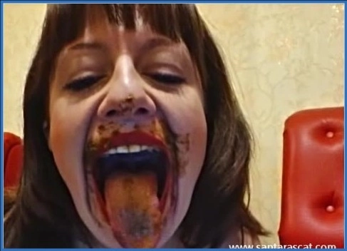 SiteRip Porn: Santara in Heet Plassex en Menstruatie Actie uit Nederland Downloaden of Streamen – ScatVip poster