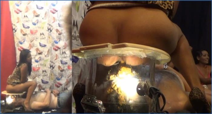 Domina Joven Brutalizando con Caviar y Humillación Verbal — ¡No Apto para Débiles! – ScatVip poster