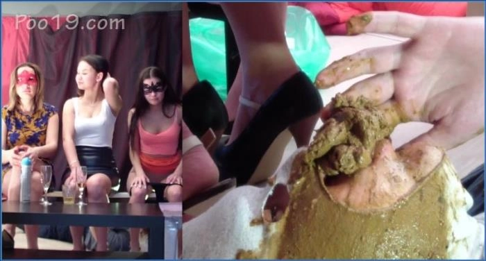 Gruppen-Skat-Session mit Milana Smelly: Erniedrigung und Ekstase in HD 720p – ScatVip poster