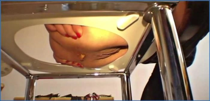 Lady Amy und Lady Atropa: Zwangsernährung und Kotspiele – das ultimative Femdom-Schockerlebnis in HD! – ScatVip poster