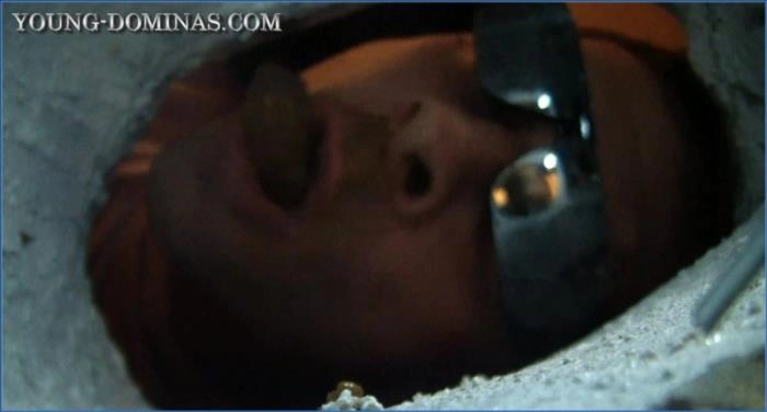 Download Descarga o transmite Ahora eres oficialmente un inodoro Parte 2 HD 720p con Young-Dominas en acción BDSM en México ScatVip.com