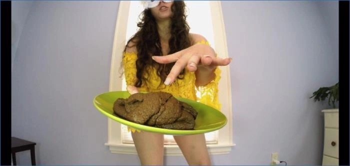 UltraHD 4K: Blonde Goddess in Hot Pissing and Smearing Action – ScatVip poster