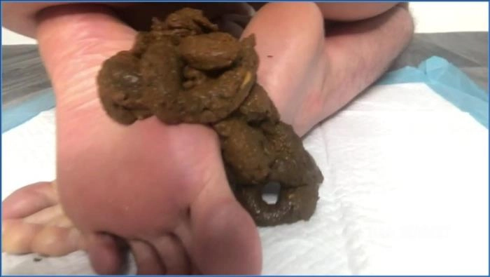 Ella Dearests dreckigste Session: Von ihren Füßen bis zu deinem Gesicht in HD 720p – ScatVip poster