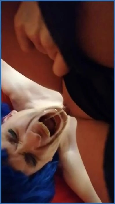 מיסטרס ירדנה: קאוויאר ריטואל אינטימי עם שליטת פיפי טוטאלית