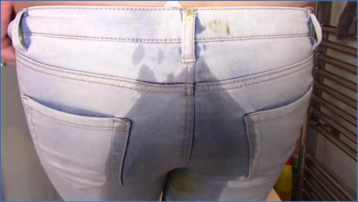 British Mistress Farting and Sharting for Boss Solo Panties FullHD 1080p – ScatVip poster