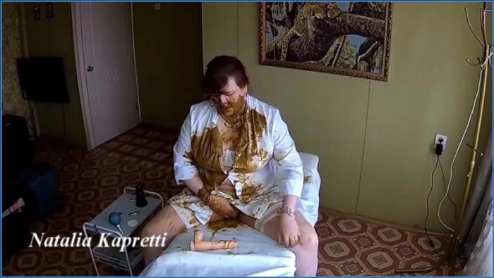 Natalia Kapretti Analspiel mit Strap-On HD 720p