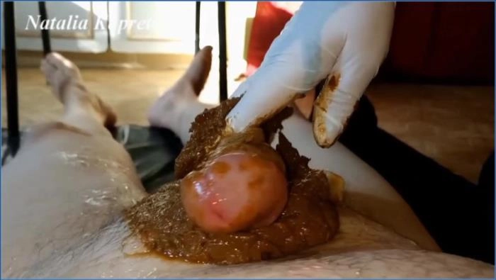 Natalia Kapretti in lesbischer Fetischszene – Essen und Lust in FullHD 1080p