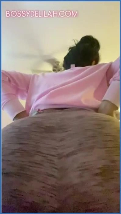 Bossy Delilah's Wild Scat Play - Appetizer Farts One