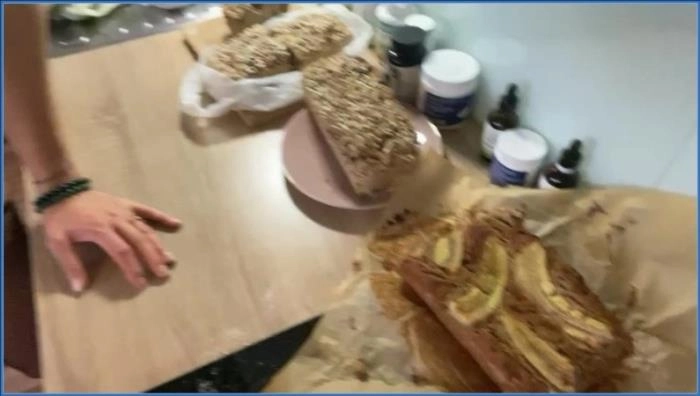 Linda aka VeganLinda in Intense Scat and Pee Solo Performance – ScatVip poster