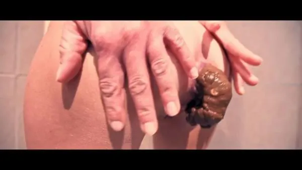 Shower Pooping HD 720p (Mia Skye aka MiaRoxxx /  2026) 23.9 MB