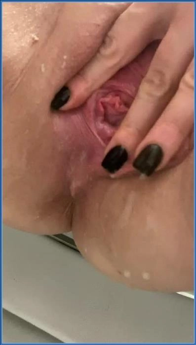 Come here boi!!!  [SiteRip] Scatbook