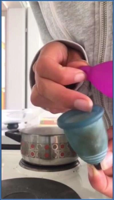 7 Days Every Pee & Shit & Period (1) Toys, Smearing [SiteRip] Scat-Hub.com – ScatVip poster