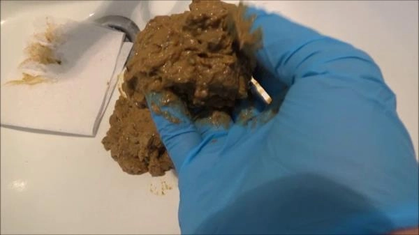 Download Worship And Feeding SD ( 2026) 409 MB ScatVip.com