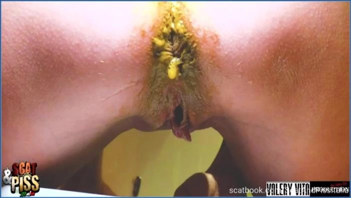 Download Una Cagata da gustare  [HD 720p] Scatbook ScatVip.com