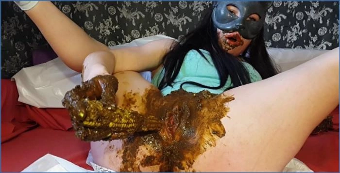Anna Coprofield in Fetish Scat-Szenen - Prolapse und Schmiere in FullHD – ScatVip poster