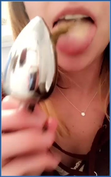 LilbuttLex in Kaviar and Gaping Scat Scenes: Licking My Butt Plug Clean 3 – ScatVip poster