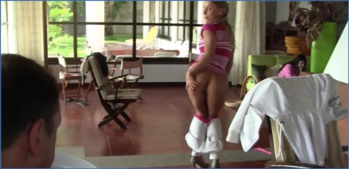 Shit on bread by Princess Nikki in extreme Shit Domination - related scat video at ScatVip