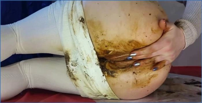 Shit Panties Fetish with Anna Coprofield in White Pants and Prolapse Action - related scat video at ScatVip