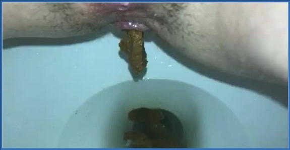 Download Dominate Missellie in Solo Scat and Extreme Pee Play ScatVip.com