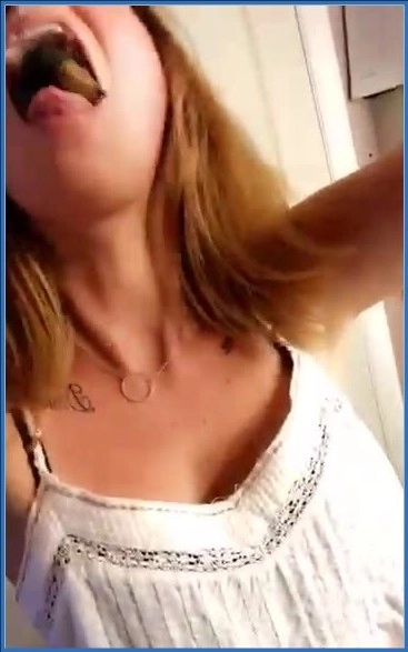 LilbuttLex in Anal Beads and Fisting Scat clip at Work| Pee and Shit Porn - scat porn video at ScatVip.com