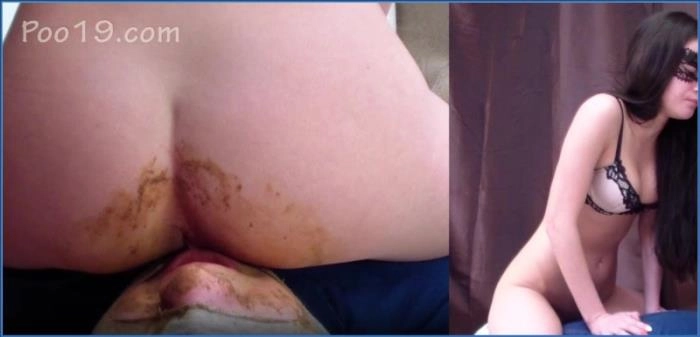 Tauche ein in Milana Smellys Hardcore-Scat-Welt: Extremer Poop-Spaß in HD - scat porn video at ScatVip.com