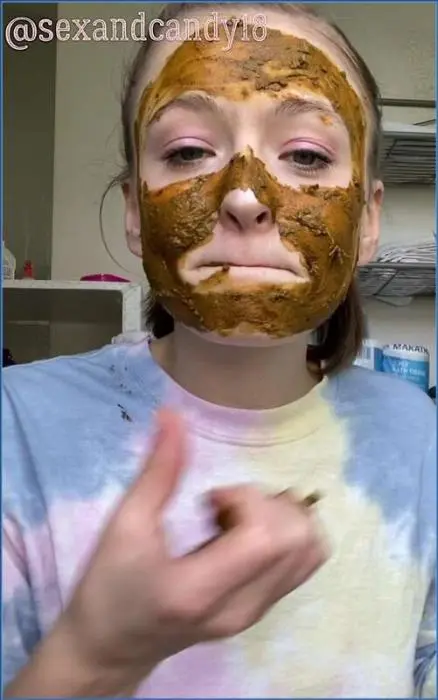 Diaper Sexandcandy18 dominates in teen’s first diaper fill and face mask roleplay - scat porn video at ScatVip.com