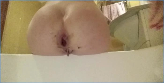 Solo Poop: Ella Gilbert Fists Her Dirty Ass in Extreme Scat Fetish Clip - scat porn video at ScatVip.com