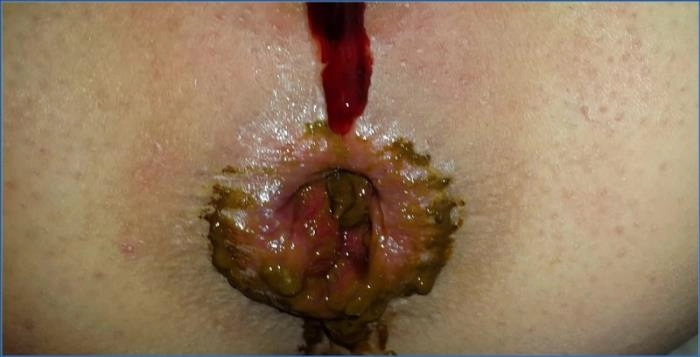 Anna Coprofield's feuchter Morgen: Shit Panties und Prolapse im FullHD - scat porn video at ScatVip.com