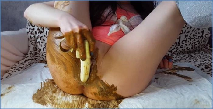 Anna Coprofield Solo Scat Video | Fingering und Shit Panties – ScatVip poster