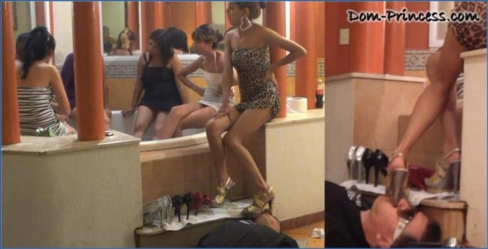 Domina Mexicana y su Esclavo Sumiso en un Ritual de Scat Extremo HD – ScatVip poster