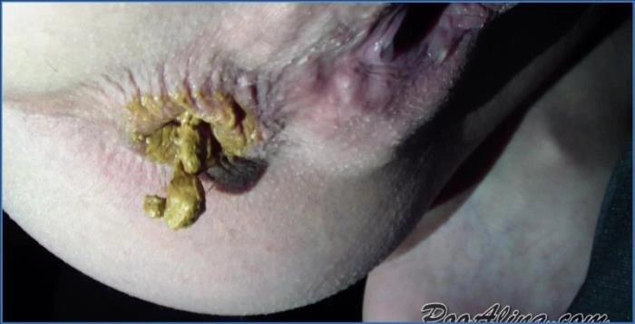 PooAlina: Hardcore Kaviar-Session mit Schuhspiel und verbaler Erniedrigung in Ultra-HD – ScatVip poster