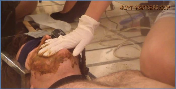 Adison en Juegos de Agua y Escenas Bizarros: Parte 4 HD | ScatVip 2018