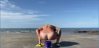 Pulsifer Paprocki Scat and Piss Compilation: Beach Bucket Poop and Outdoor Fetish - related scat video at ScatVip