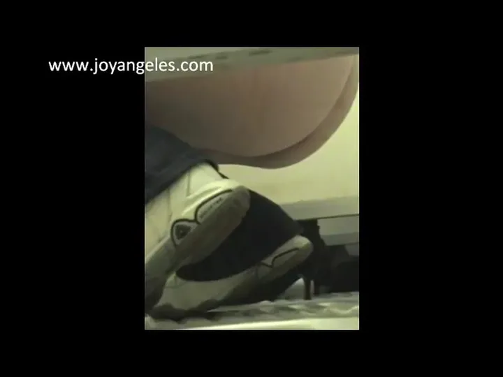 Solo Scat Porn: Hidden Bathroom Cam Captures Real Poops and Pee - scat porn video at ScatVip.com