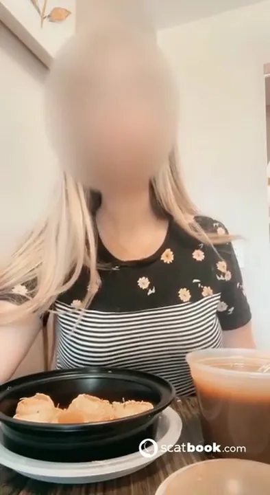 Arab Scat Goddess Unleashes a Regal Solo Shitting Spree - Extended - related scat video at ScatVip