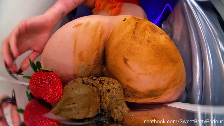Sweet Betty Switches from Innocent to Grubby in a Gripping Scat Solo - scat porn video at ScatVip.com