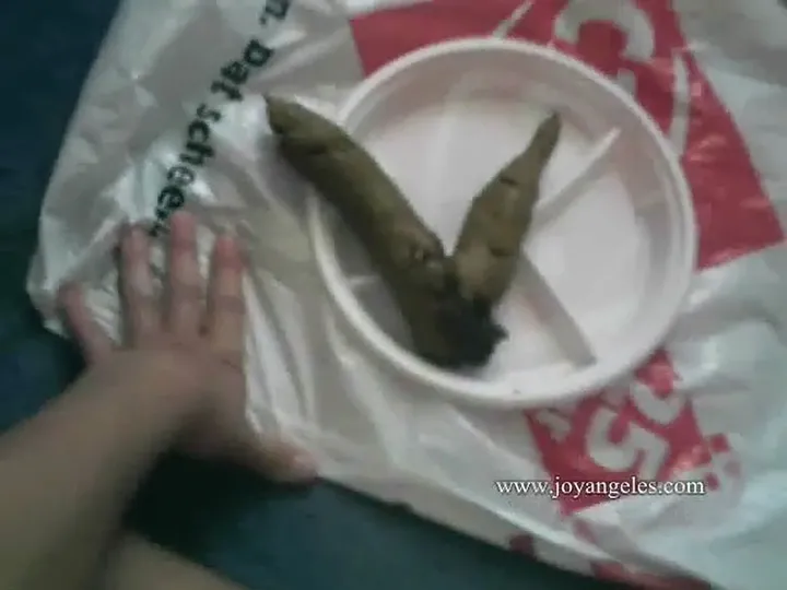 Eve Takes Her Time Unloading a Massive Poop Pile in a Slow, Sizzling - scat porn video at ScatVip.com
