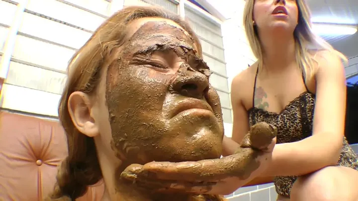 Melissa Cutti Dishes Out an Enormous Load for a Grubby Feeding Bout - scat porn video at ScatVip.com