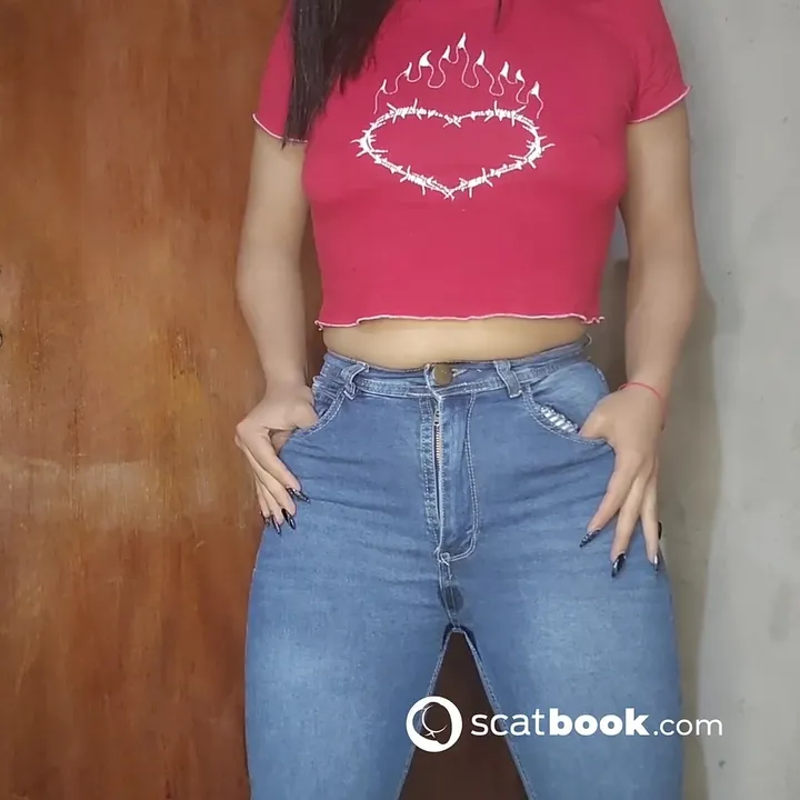 Pop Out a Quick Load with a Cheeky Grin from Flornatiii in Scat Clip - scat porn video at ScatVip.com